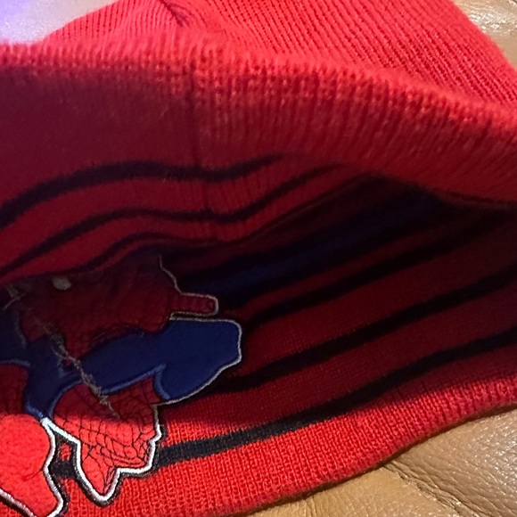 Reversible Little Kids Spider Man Winter Beanie (OS) - Picture 7 of 8